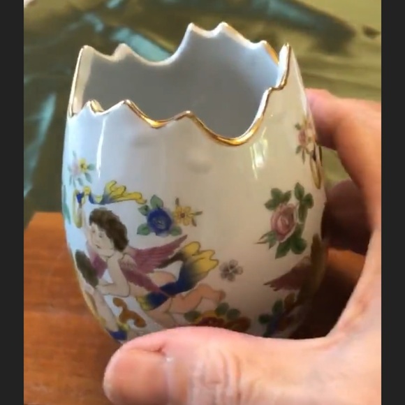 Vintage Porcelain Cracked Egg with Cherubs Angels Gilded - Picture 5 of 6